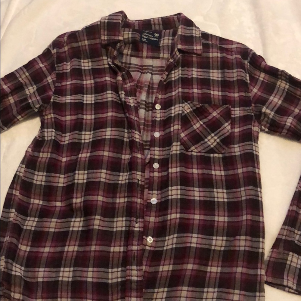 American eagle button down